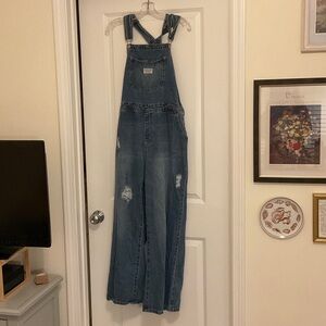 Wallflower Classic Blue Denim Pocket